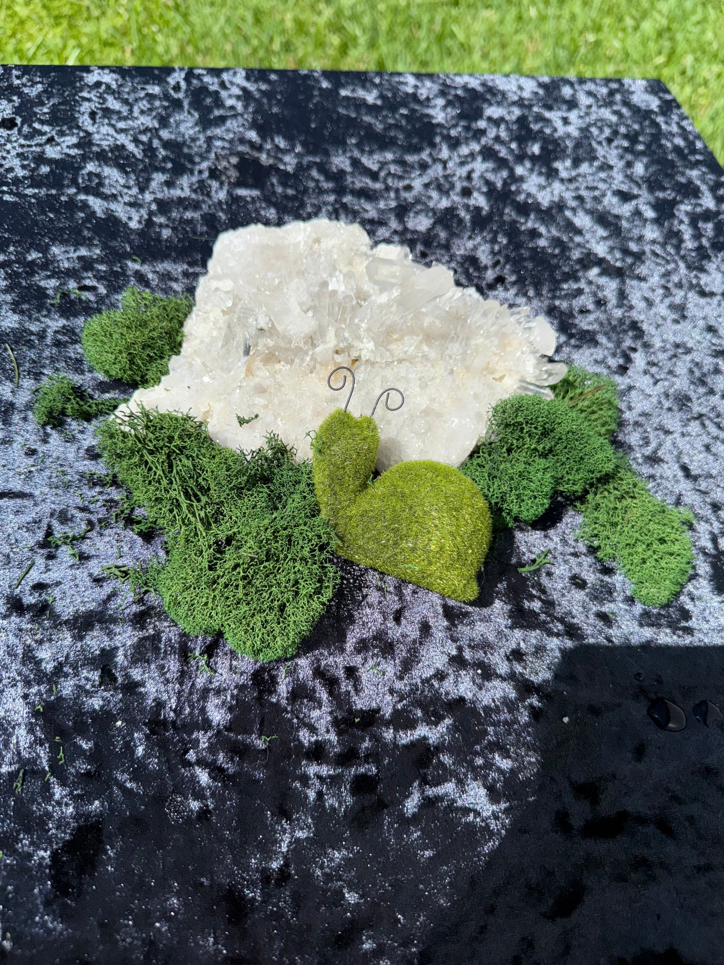 X-Large Quartz Altar Stone – Large Natural Crystal for Aquariums 'N Terrariums